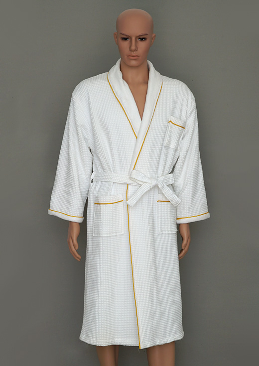 bathrobe01